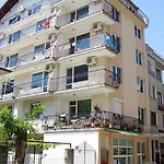 Sea House 3* Nesebar