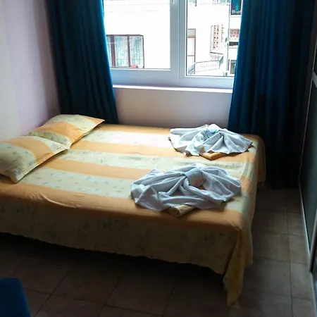 Sea House Guest house 3*